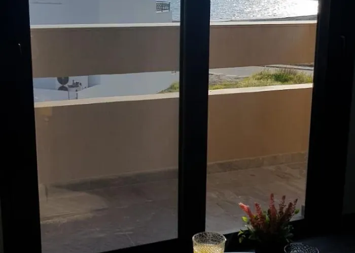 Sea Breeze 2 Apartment