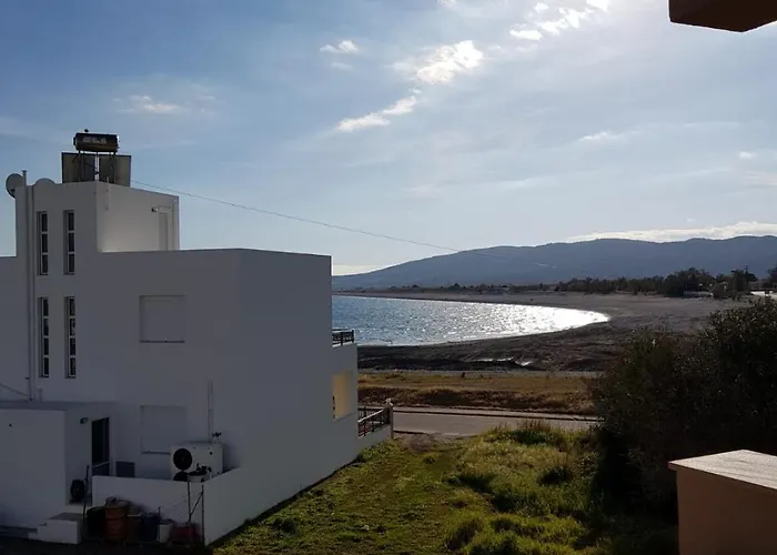 Apartment Sea Breeze 2 *
