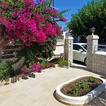 Apartament Sea Breeze 2 *