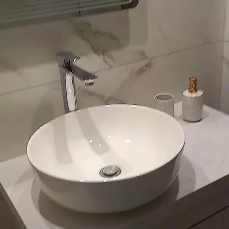 Sea Breeze 2 Apartament Haraki